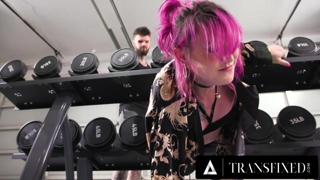 Free Transfixed Angel Lena Moon Gets Stuck In The Gym And Pounded By