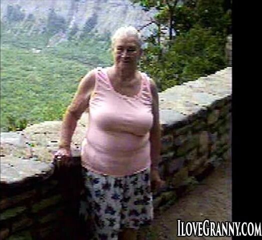 Free Ilovegranny Images Of Aged Sweethearts In Slideshow Porn Video