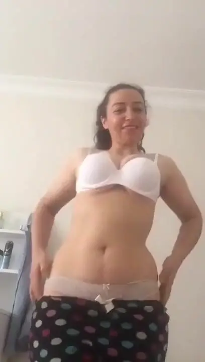 Free Turbanli hatun soyunuyor Porn Video 