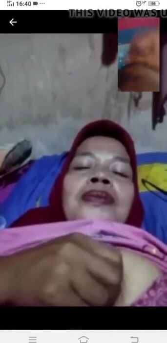 Free Mak Haji Nuripah suka Call Mendadak & Suruh Lepas Celana Porn Video